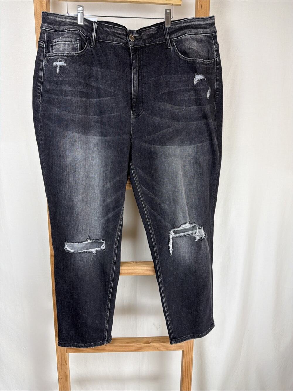 NWT Flying Monkey Vervet Erika Black Distressed Mom Jeans #0886 Size 20